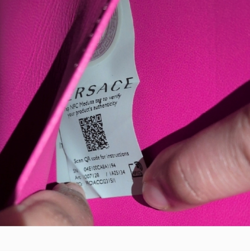 VERSACE fuchsia Pink Leather Chain Crossbody/Saddle Bag 👜 - Picture 4 of 13